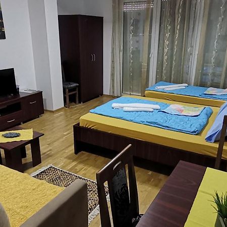 Center Apartment Delfina Охрид Екстер'єр фото