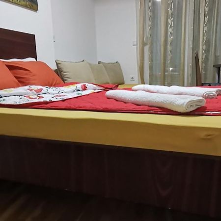 Center Apartment Delfina Охрид Екстер'єр фото