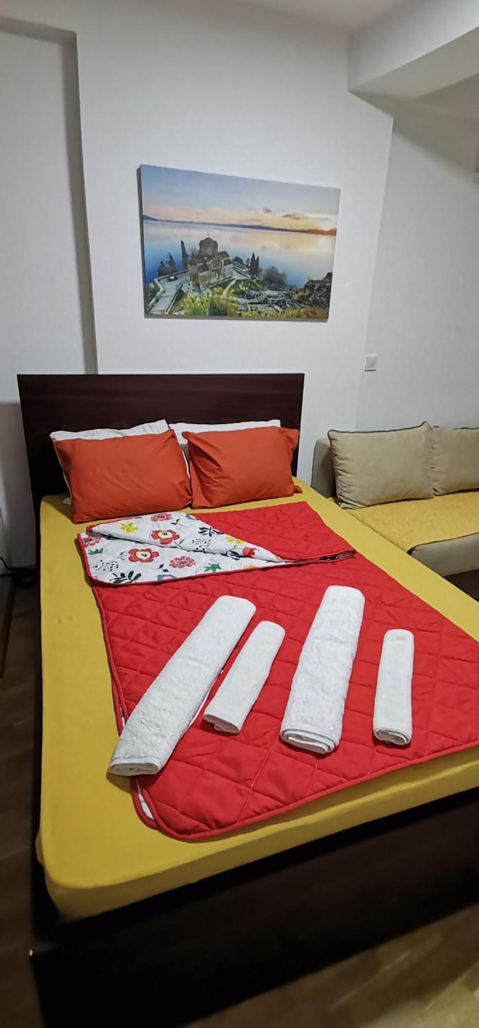 Center Apartment Delfina Охрид Екстер'єр фото